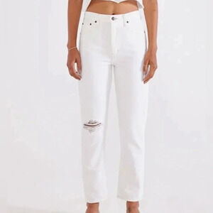Etica Denim Finn slim straight vintage white
